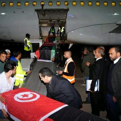 Libyan FM Al-Huweij Escorts Bodies of Tunisian Accident Victims from Benina Airport to Tunisia
